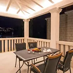 Spacious With Private Pool In