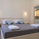 Βίλα Spacious With Private Pool In *