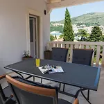 Spacious With Private Pool In * Ντουμπρόβνικ