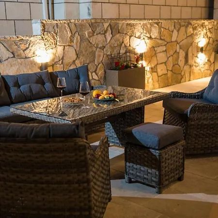 别墅 Spacious With Private Pool In