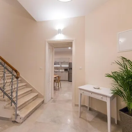 Villa Spacious With Private Pool In Dubrovnik