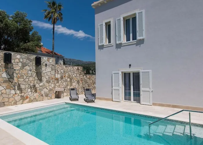 Spacious With Private Pool In Villa Dubrovnik