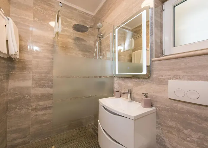 Spacious With Private Pool In Ragusa